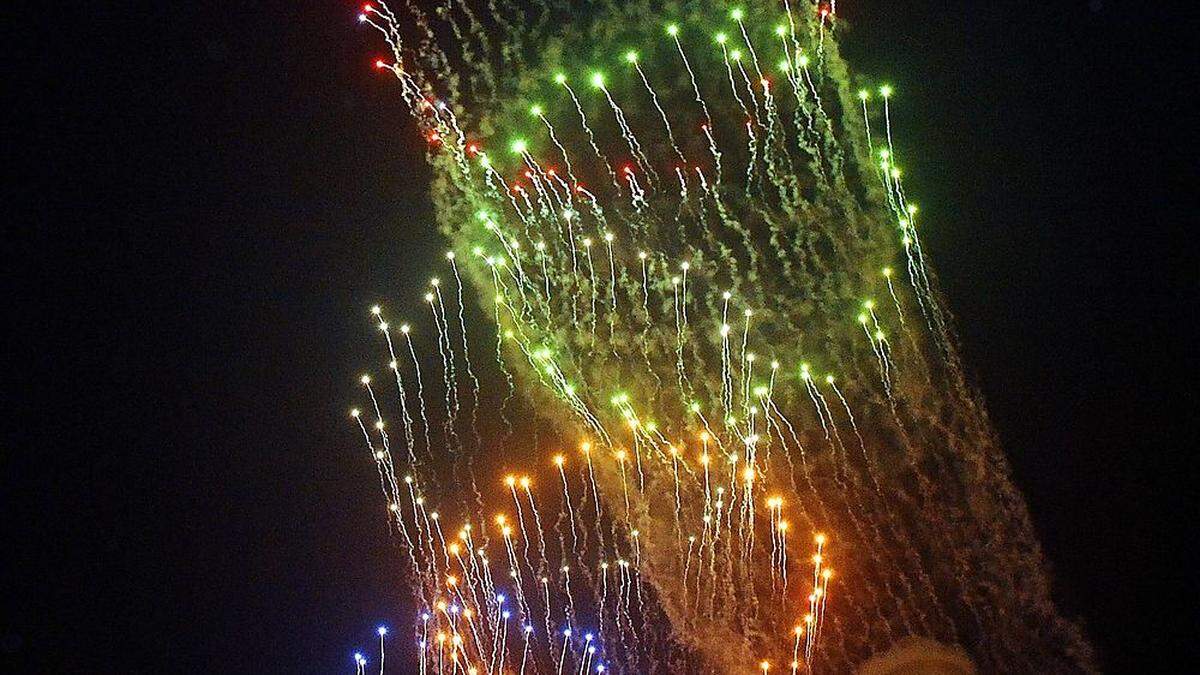 Feuerwerk über dem Pekinger Olympiastadion 2008