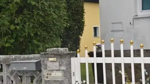 Ein Zaun in der Nähe des Tatorts im niederösterreichischen Sooß