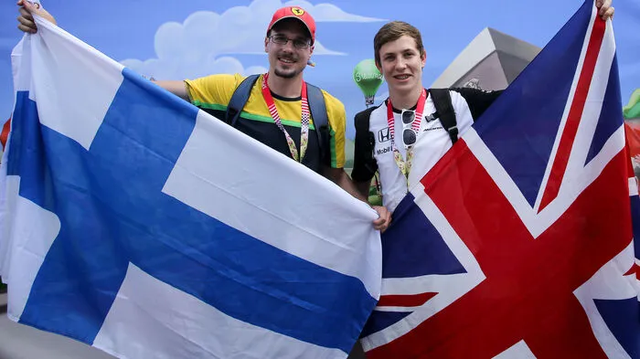 Aus Finnland und England ...