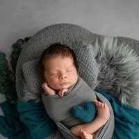 Am 10. August wurde Niklas (3330/50) im Hansa Privatklinikum Graz geboren. Er bereichert nun die Familie von Christoph und Natalie. Auch sein großer Bruder Kilian freut sich über den kleinen Bruder.