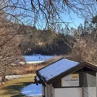 Das Eislaufen auf dem Vassacher See oder dem Silbersee ist verboten