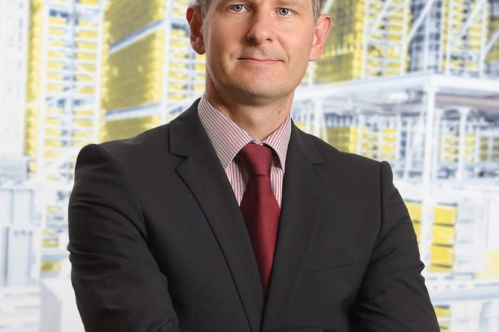 Worauf achten Sie bei einer Bewerbung?Harald Kreiger, SSI Schäfer:Für mich sind Hausverstand und Wille die Grundpfeiler. Neben der fachlichen Ausrichtung versuche ich, die persönlichen Stärken des Bewerbers zu finden, um dann den richtigen Kandidaten auf die richtige Stelle im Unternehmen zu setzen.