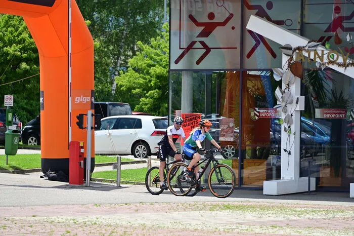 In Zeltweg gab es in der Aichfeldhalle eine Nudelparty und bei einer Verlosung konnten neben wertvollen Sachpreisen auch zwei Räder gewonnen werden.