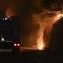 Das Feuer nahe der dalmatinischen Stadt Šibenik hat am Mittwoch Zaton und Raslina an der Krka-Riviera erfasst