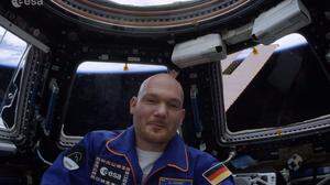Aus dem All richtete Astronaut Alexander Gerst eine berührende Botschaft an seine ungeborenen Enkelkinder