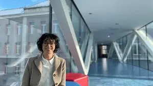 Barbara König hat in ihrer langen Zeit in der Schule viel erlebt, darunter die Errichtung der so genannten Bildungsbrücke