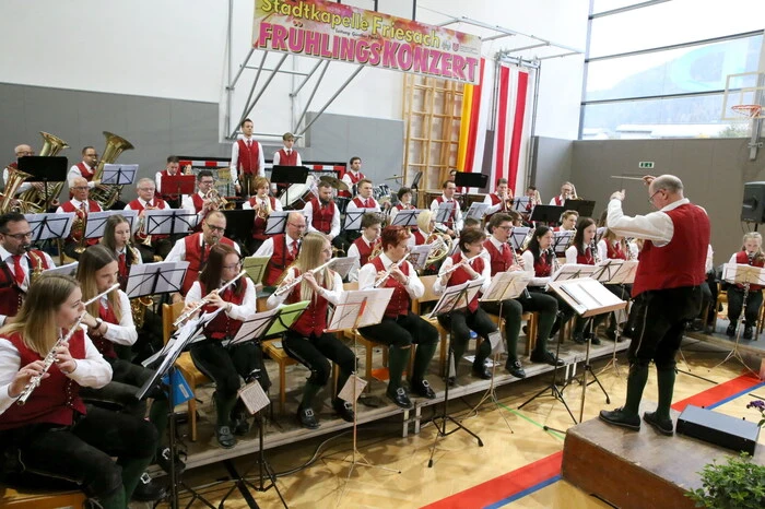 Grund des Besucherandranges war das Frühlingskonzert der Stadtkapelle Friesach ...