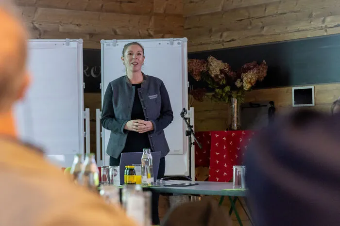 Julia Schram, Tourismusverband Schladming-Dachstein, präsentierte Unterstützungsmöglichkeiten für Kulturveranstalter von Seiten des Tourismusverbandes
