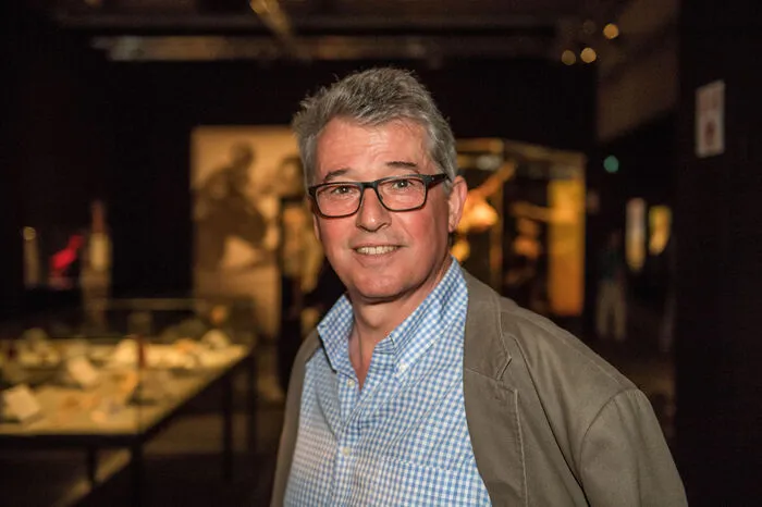 Werner Luttenberger, Weinbaudirektor, Leibnitz: Ich habe gehört, dass diese Ausstellung hier ist und wollte mir das einfach einmal anschauen. Ich finde das einfach nur faszinierend, dass man hier so in die Körper hineinschauen kann. Mit dem Alter zwickt's einen ja da und dort, ich habe mir erst das Knie lädiert, da ist es schon interessant und beeindruckend, das so im Detail anschauen zu können. Ob ich selber meinen Körper spenden würde? Nein, ich glaube eher nicht!