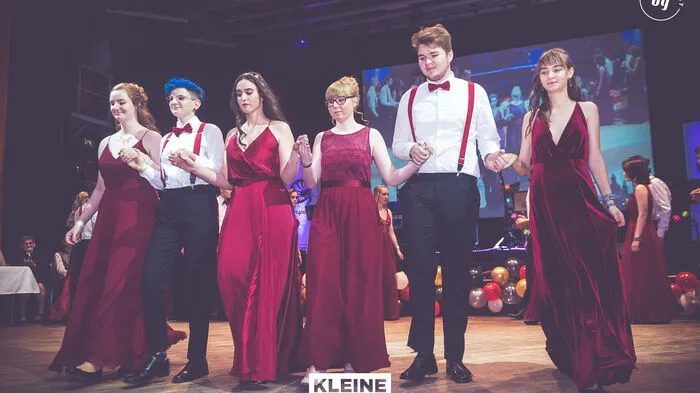 Samstagabend wurde im Hugo Wolf Saal aufgetanzt. Das BG/BRG Leibnitz lud zum Maturaball, der unter dem Motto „High School Musical - The start of something new“ stand. Hier gibt's die schönsten Bilder.