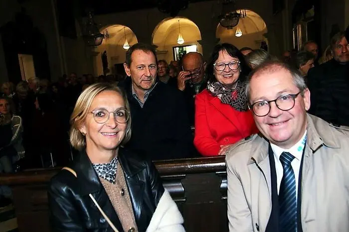 Musiker-Obmann Franz Sachernegg freute sich, unter den Zuhörern in der vollbesetzten Kirche –Stühle mussten reihenweise eingeschoben werden, sogar Stehplätze waren gefragt – unter anderem Voitsbergs Bürgermeister Bernd Osprian, dessen Vize Kurt Christof, Stadträtin Christine Hemmer (Foto), vom Blasmusik-Bezirksverband Robert Sagmeister und Andreas Angerer sowie von der Firma Bauer Geschäftsführer Otto Roiss mit Gattin Lina begrüßen zu können.