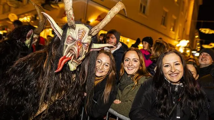 Trotz schauriger Masken gab es strahlende Gesichter