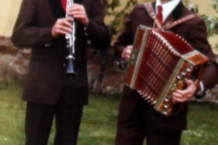 Besonders stolz ist Herbert Miklin auf seine Zusammenarbeit mit Musikgrößen wie Günther Mittergradnegger, Günther Antesberger und Zölestin Kernberger.