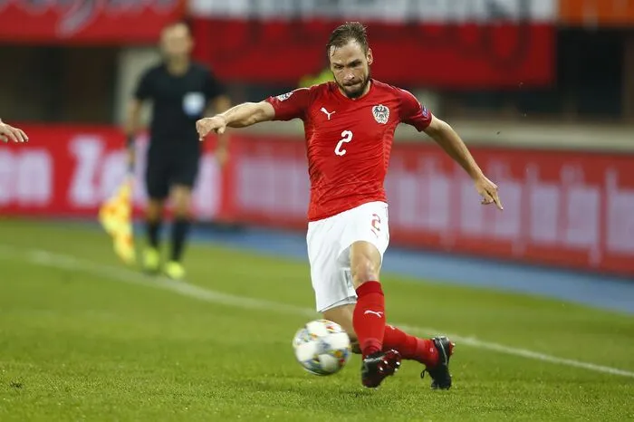 Bei Salzburg unumstrittener Leistungsträger, im Nationalteam die Notlösung nach dem Alaba-Ausfall. Der Routinier konnte im Team einmal mehr sein Potenzial nicht abrufen.