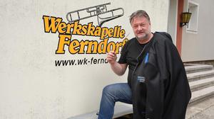Kapellmeister, Musikschullehrer und selbst begeisterter Musiker: Gernot Steinthaler 