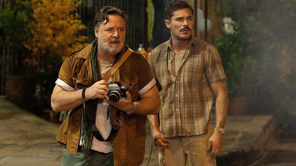 Russel Crowe und Zac Efron in &quot;The Greatest Beer Run Ever&quot;
