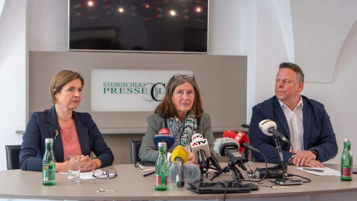 Die Koalitionsspitze geht erstmals getrennte Wege: Judith Schwentner (Grüne), Elke Kahr (KPÖ), Michael Ehmann (SPÖ)