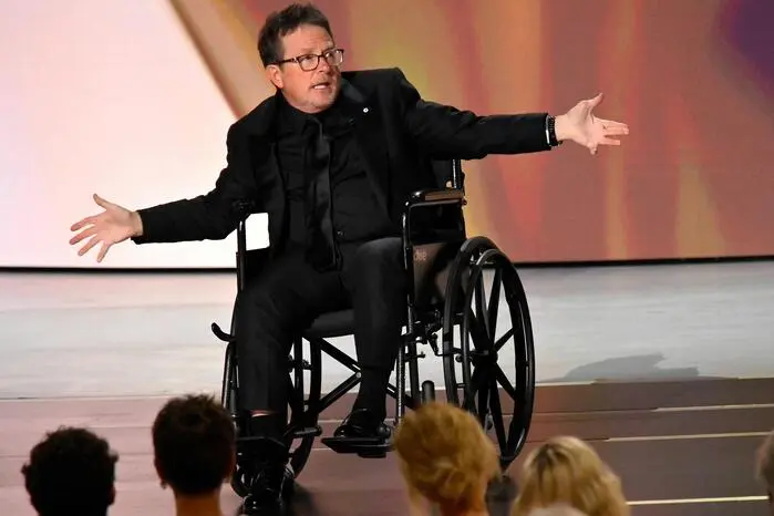 Für Gänsehautmomente sorgte Schauspieler Michael J. Fox am Abend mit seiner Rede, nachdem er einen Award für seinen Einsatz gegen Parkinson erhalten hatte. Der Schauspieler ist selbst an der Krankheit erkrankt und rührte mit seiner Geschichte das Publikum zu Tränen. 