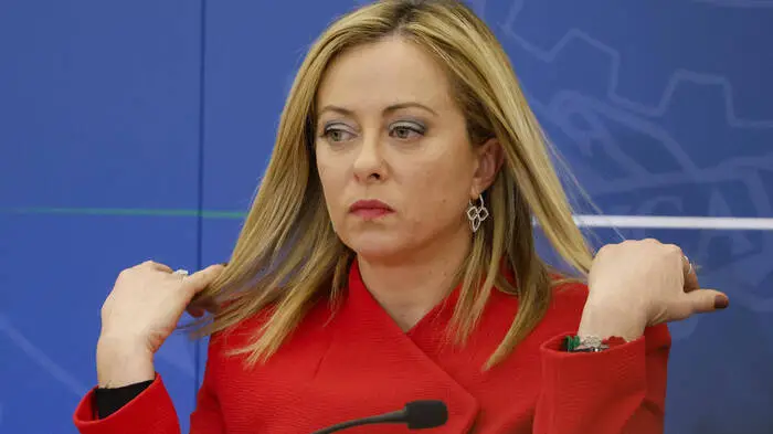 Meloni im Dilemma 