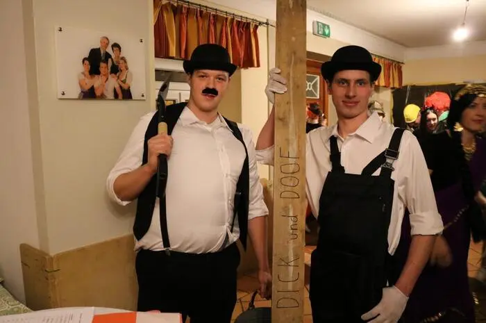 Die fünf besten Gruppenkostüme und Einzelmasken duften sich über Jogllandgutscheine im Wert von 2300 Euro freuen. Die beiden ersten Plätze gewannen jeweils 600 Euro.