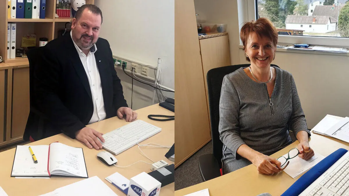 Die AMS-Geschäftsstellenleiter Hartmut Kleindienst und Anneliese Scheucher sehen eine positive Entwicklung