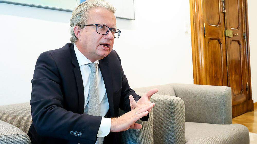 Christopher Drexler (52) folgte im Sommer 2022 Hermann Schützenhöfer als LH nach. Im Herbst wurde er zum Landesparteiobmann (ÖVP) gewählt