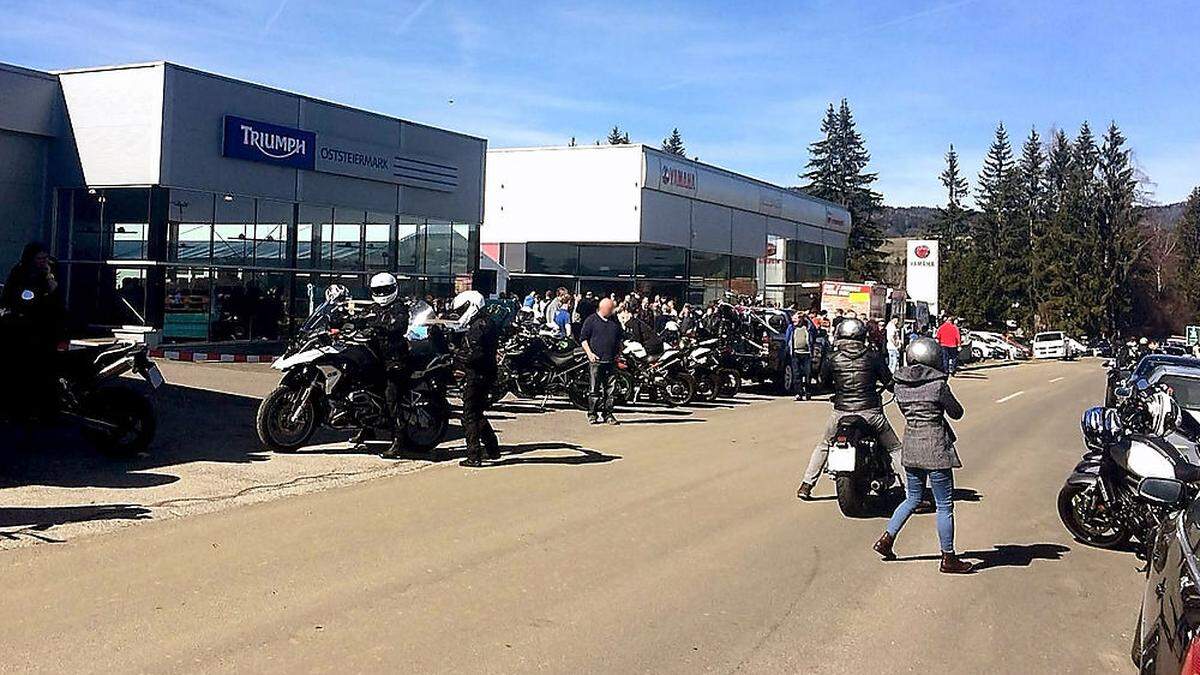 Viel los war gestern bei Motorrad Gesslbauer in Waisenegg bei Birkfeld