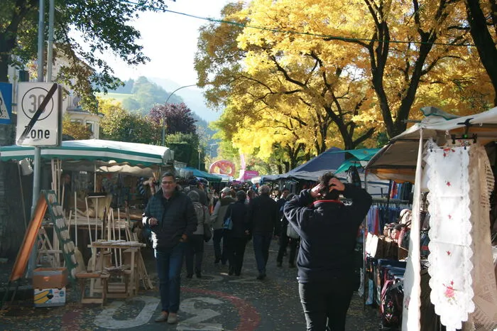 Heute gehört der Kirtag zu dem größten seiner Art in Österreich und lockt etwa 40.000 Besucher in die Montanstadt.