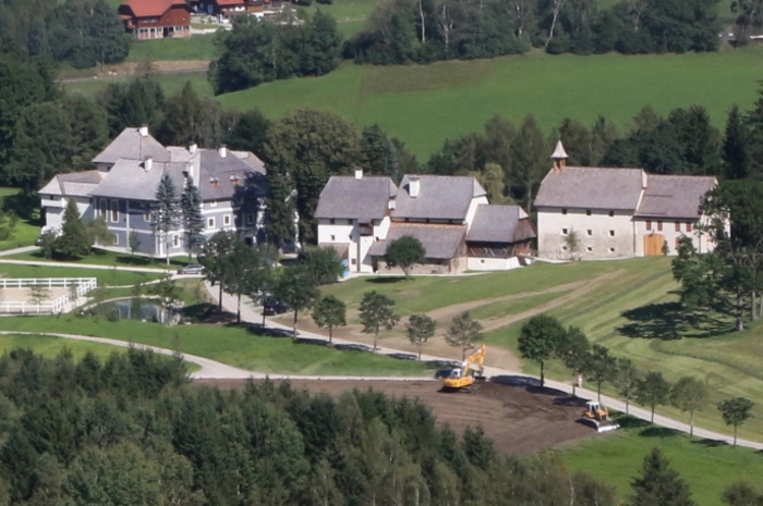 Am 25. September wird das restaurierte 700 Jahre alte Schloss erstmals der Öffentlichkeit im Zuge des Tag des Denkmals präsentiert.