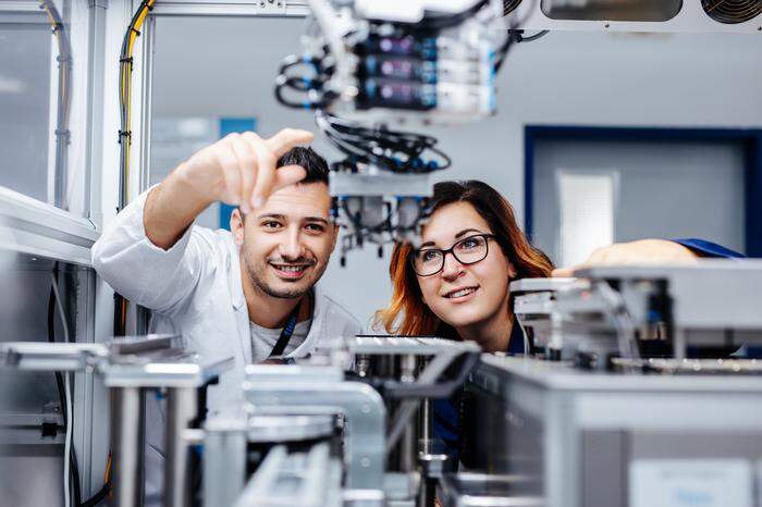 Am Tag der offenen Tür spannende Einblicke in den Maschinenbau bekommen