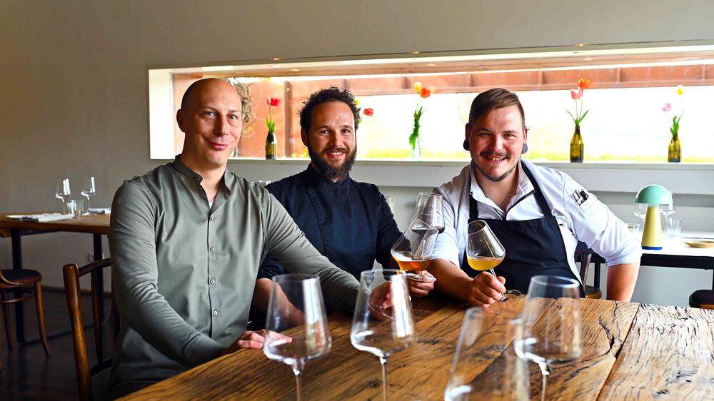 Restaurant „der Mundschenk“ um Weingut Georgium in St. Geogen am Längsee  | Andreas Katona, Souschef Martin Kruttner und Küchenchef Andreas Klammer (von links) 