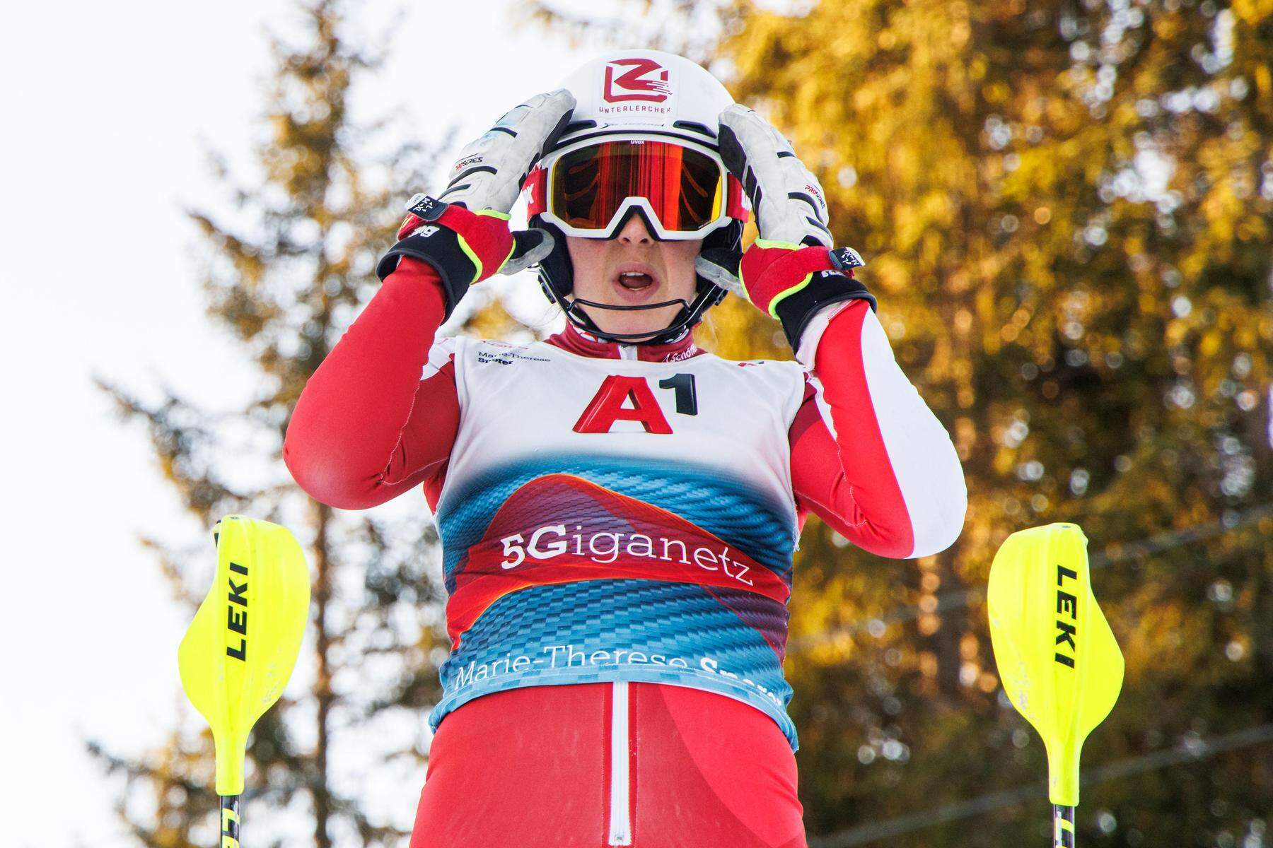 ÖSV-Slalomfahrerin : Sofortiges Karriereende: Tränenreicher, emotionaler Abschied von Marie-Therese Sporer 