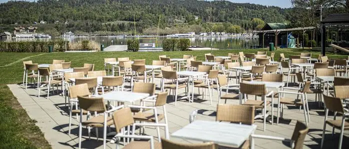 Die Vergabe der Gastronomie im Strandbad Loretto sorgt zwei Jahre später für Ärger im Rathaus