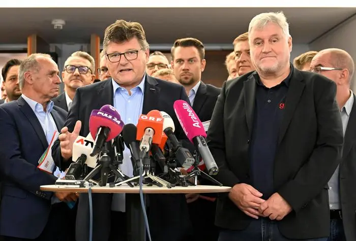  Arbeitgebervertreter Rainer Wimmer (PRO-GE) und Karl Dürtscher (GPA) am Montag, 19. September 2022, anl. des Starts der Metaller-KV-Verhandlungen in Wien. 