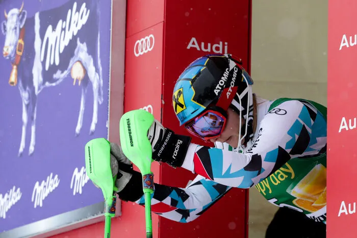 Katharina Gallhuber: geboren am 16. Juni 1997. 17 Weltcup-Starts. In der vergangenen Saison beendete Gallhuber den Slalom in Flachau am elften Rang. Bestes Saisonergebnis: 17. beim Slalom in Sestriere.