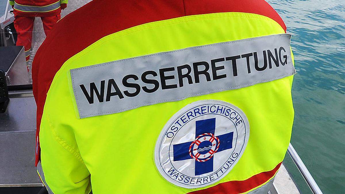 Eine 73-Jährige wurde nach einem Badeunfall im Strandbad Loretto am Wörthersee erfolgreich reanimiert (Symbolfoto)