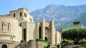 Entdecken Sie die verborgenen Schätze Albaniens!