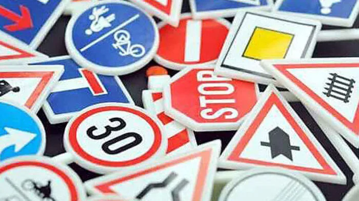 Immer weniger büffeln für den Führerschein 