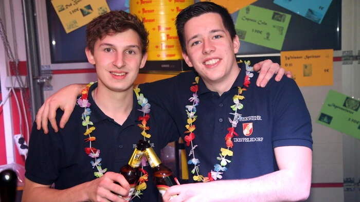 Wenn die Freiwillige Feuerwehr (FF) Treffelsdorf zur Blaulicht-Party lädt, dann ist beste Stimmung angesagt.