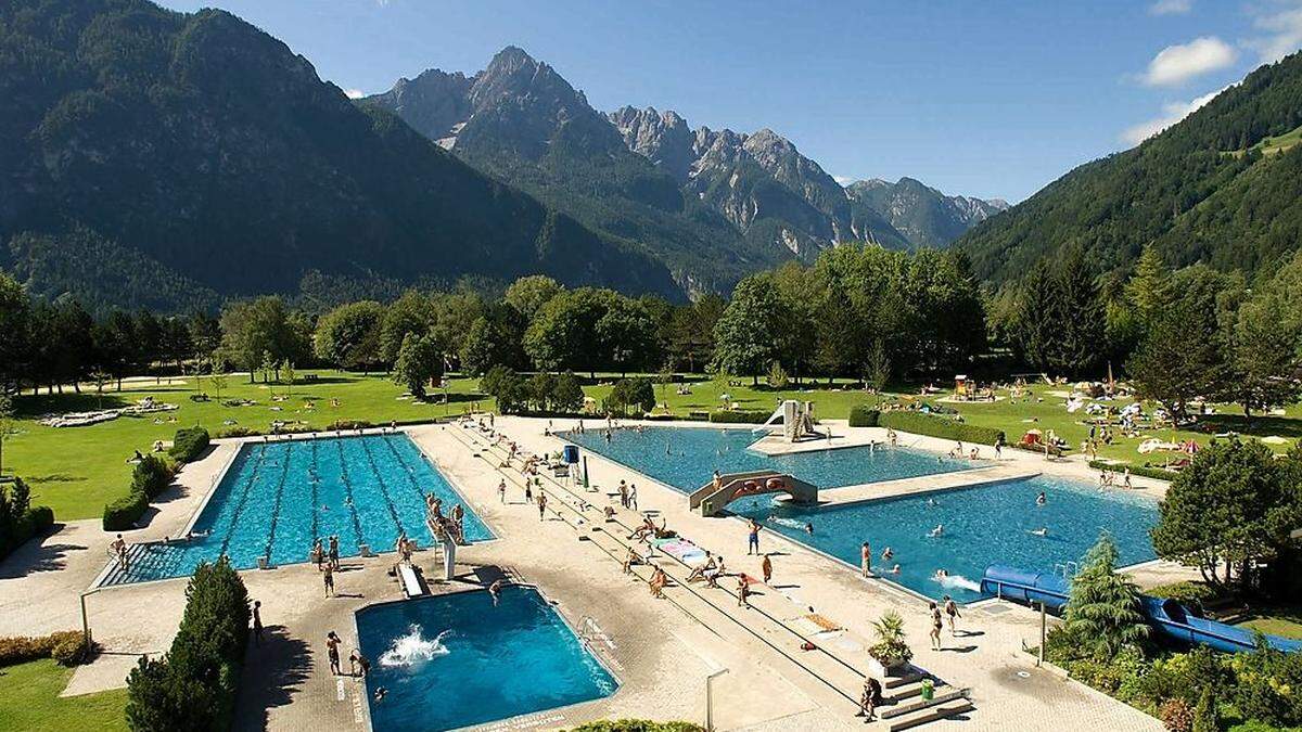 Schülerkarten sollen wieder im Lienzer Freibad und am Tristacher See gelten 