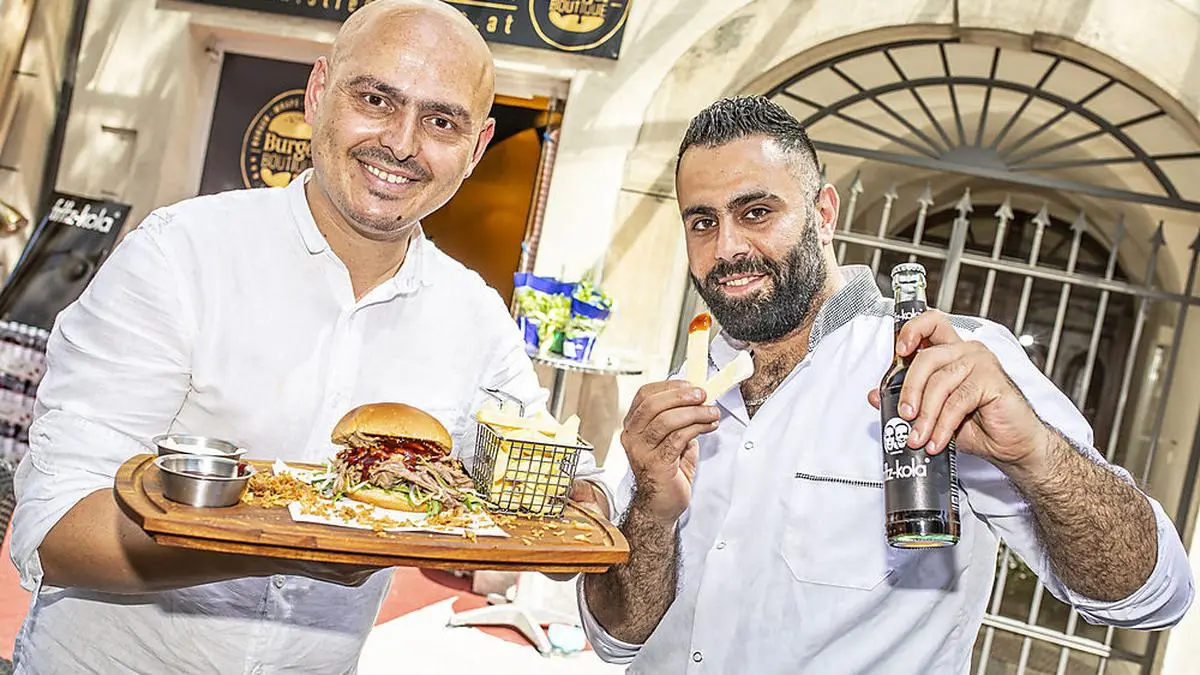 Ümit Baran (links) hat große Pläne für sein Lokal