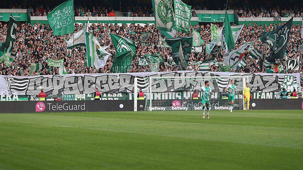 Die Werder-Fans gratulierten