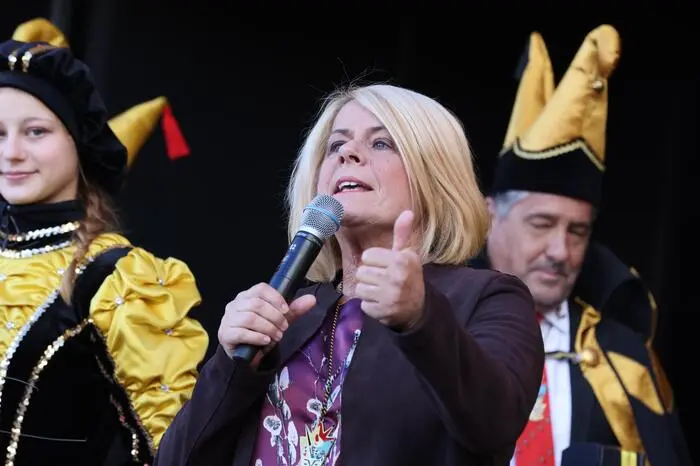 Anna Mitteregger und Hannes Pernstich sind Prinzessin und Prinz des 69. Villacher Faschings 2024 - im Kinderfasching regieren Marie Schwab und Laurenz-Frederik Zavodnik