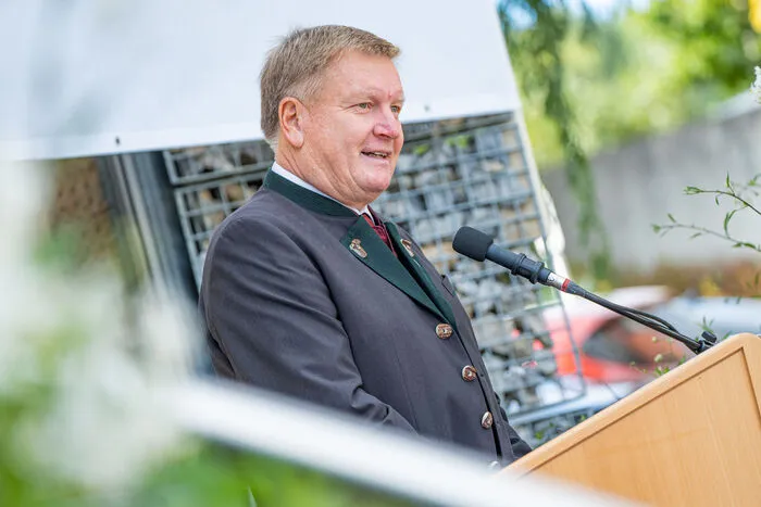 Klicken Sie sich durch die weiteren Bilder ...