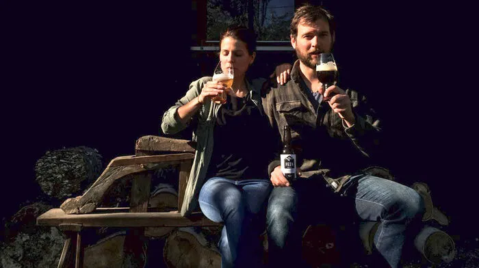 Beim Start am Mittwoch dabei: Elisabeth Schusser und Dustin Fisher von der „Fein Brewery“ aus Faak 