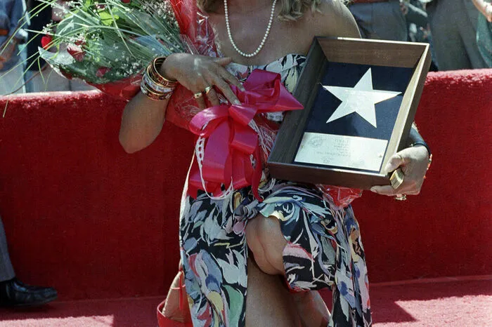 Tina Turner 1986 am Walk of Fame in Los Angeles.
