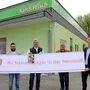 Bürgermeister Harald Bergmann, Stadtrat Erwin Schabhüttl, Johann Lehner, Standortentwickler von Unimarkt, Enver Yilmaz und ein Mitarbeiter der Baufirma (von rechts)