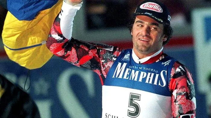 Am 30. Jänner 1997 war es so weit, der erste Weltcup-Nachtslalom ließ die Planai und ganz Schladming in einem bisher unvorstellbaren Glanz erstrahlen. In dieser Nacht fiel auch der Startschuss für ein neues Kapitel der Schladminger Weltcup-Geschichte. Rund 27.000 enthusiastische Ski-Fans zählte man beim ersten Nachtslalom, dies entschädigte natürlich für die harte Arbeit vor, während und nach dieser sportlichen Großveranstaltung.