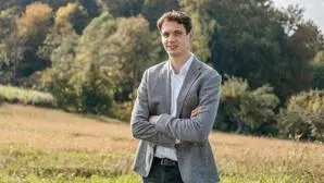 Thomas Brandl produziert seit 2019 Gin am Obsthof der Familie in Mitterfladnitz