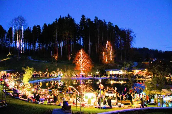 Einen echten Wow-Effekt bei den Besuchern sorgte die traumhafte LED-Beleuchtung im Kurpark. 